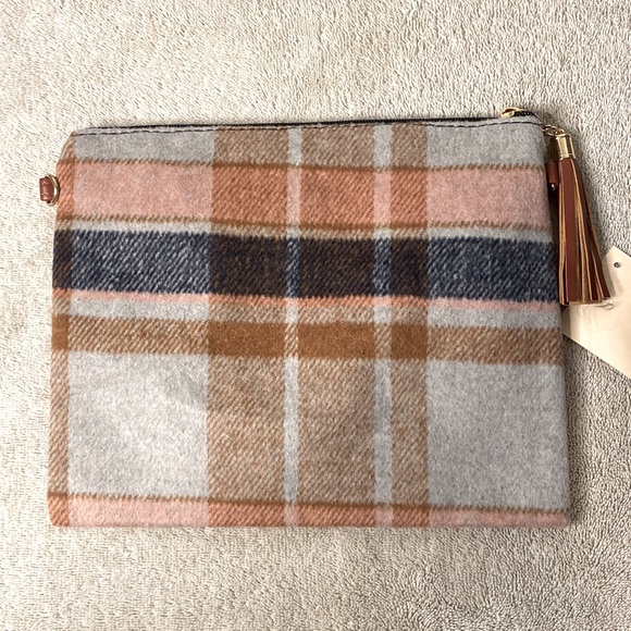 NWT Plaid Crossbody Purse/Wristlet - Picture 2 of 6